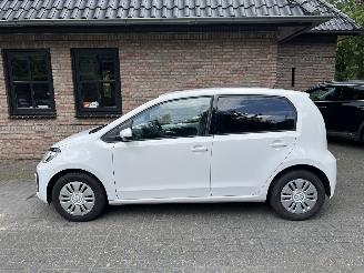 Volkswagen Up! 1.0 BTM MOVE UPi AIRCO picture 11