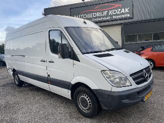 krockskadad bil bedrijf Mercedes Sprinter 511 2.2 CDI L4H2 MAXI AIRCO CRUISE 2007/10