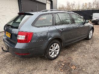 Skoda Octavia 1.0 TSI Greentech BusinessEdition picture 4