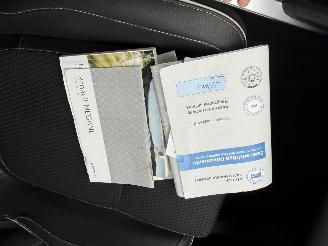 Renault Mégane Estate 1.2 TCe AUTOMAAT Serie Signature Exclusive picture 23