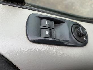 Renault Trafic 2.0 dCi L2H1 DC AUTOMAAT Black Edition MARGE picture 12