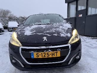 Peugeot 208 1.0 Pure Tech Access AIRCO PDC CRUISE picture 9