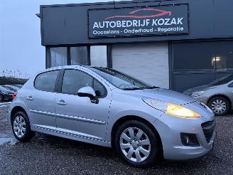 Schadeauto Peugeot 207 1.4 HDI Blue Lease AIRCO 2014/1
