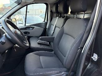 Renault Trafic 1.6 dCi L2H1 Comfort AIRCO CRUISE 3-pers. picture 9