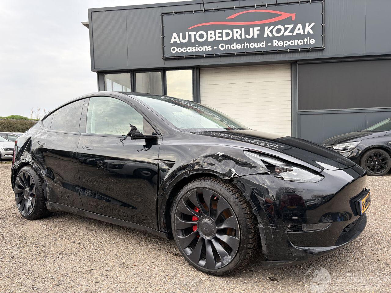 Tesla Model Y Performance AWD 75 kWh LONG RANGE