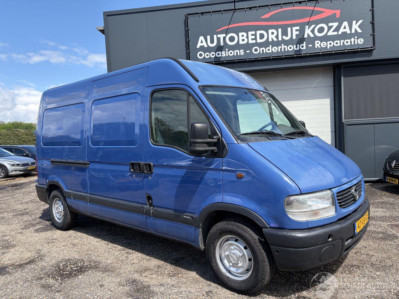 Opel Movano 2.5 D L2H2 NIEUWE APK