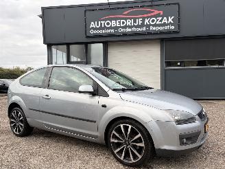 ojeté vozy osobní automobily Ford Focus 1.6-16V First Edition AIRCO CRUISE PDC 2005/8