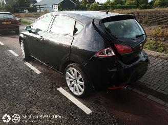 Seat Leon 1.6 hatchback 75kw picture 4