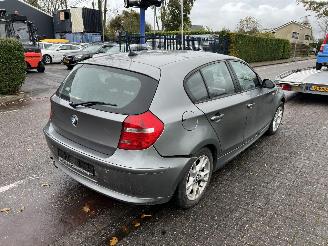 BMW 1-serie 118 picture 3