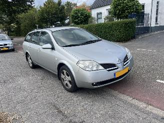 krockskadad bil auto Nissan  1.8-16v Combi 2002/6