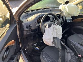 Nissan Micra 1.2-16V picture 5