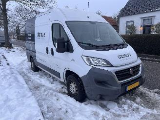 krockskadad bil bedrijf Fiat Ducato 35H 2.3 MultiJet L2H2 2016/6
