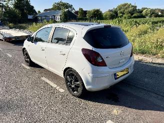 Opel Corsa 1.4-16V picture 4