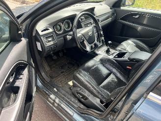 Volvo V-70 2.4 D5 picture 5