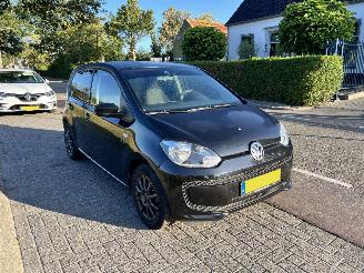 krockskadad bil auto Volkswagen Up! 1.0-12V Move -Up 2015/1