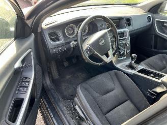 Volvo V-40 2.0 D4 Momentum picture 5