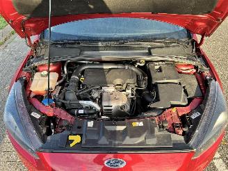 Ford Focus 1.0 Titanium Edition picture 6