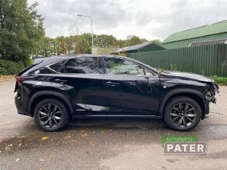 Lexus NX NX I (Z1), SUV, 2014 300h 2.5 16V 4x4 picture 4