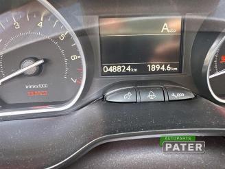 Peugeot 2008 2008 (CU), MPV, 2013 / 2019 1.2 Vti 12V PureTech 82 picture 11