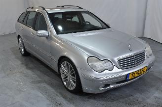 Unfallwagen Mercedes C-klasse 320 Elegance 2002/1