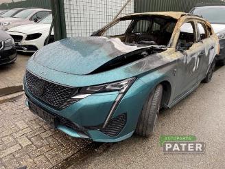 demontáž osobní automobily Peugeot 308 308 SW (F4/FC/FN/FR), Combi 5-drs, 2021 1.2 12V PureTech 130 2024/1