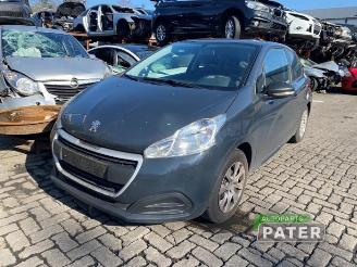 Uttjänta bilar auto Peugeot 208 208 I (CA/CC/CK/CL), Hatchback, 2012 / 2019 1.0 Vti 12V PureTech 2015/10