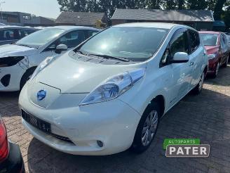 Coche siniestrado Nissan Leaf Leaf (ZE0), Hatchback, 2010 / 2017 Leaf 2012/6