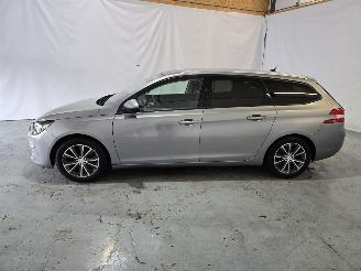 Peugeot 308 SW 1.2 PureT.Blue L. Ex picture 4