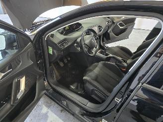Peugeot 308 1.2 PureTech Style picture 22