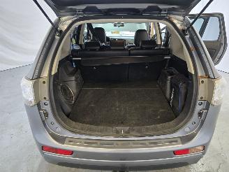 Mitsubishi Outlander 2.0 PHEV Intense + picture 24