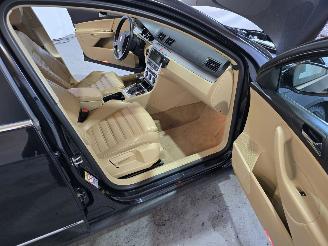 Volkswagen Passat 2.0 FSI Highline Business picture 15