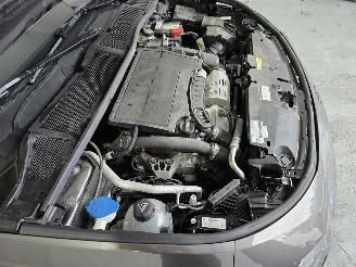 Peugeot 308 1.2 PureTech Allure Pack Business picture 16