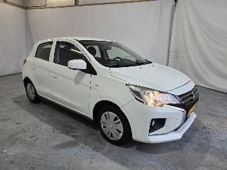 Vaurioauto  passenger cars Mitsubishi Space-star 1.0 Cool+ 2020/11