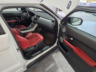 Land Rover Range Rover Evoque 2.0 Si 4WD Prestige picture 17