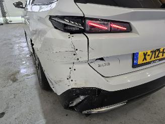 Peugeot 308 SW 1.2 PureTech GT picture 11