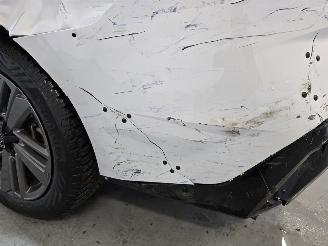 Peugeot 308 SW 1.2 PureTech GT picture 13