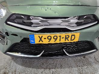 Kia Ceed 1.6 GDI PHEV DynamicPlusLine picture 12