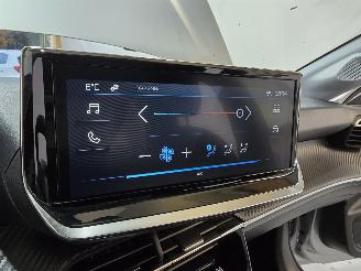 Peugeot 208 1.2 PureTech 75 Style picture 31