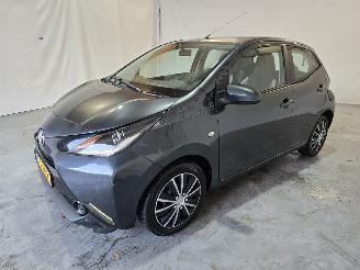 Toyota Aygo 1.0 VVT-i x-play picture 3