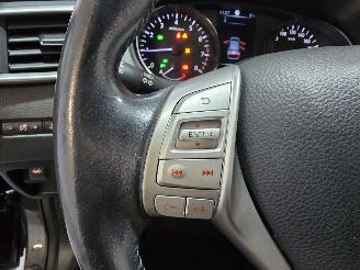 Nissan Qashqai 1.2 N-Connecta picture 29