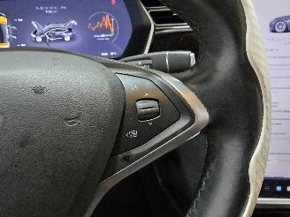 Tesla Model S 75D Base picture 29