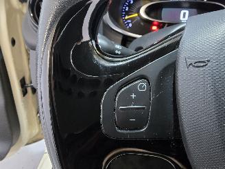 Renault Clio 1.5 dCi ECO Expression picture 27