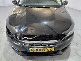 Peugeot 308 1.2 PureTech Blue Lease picture 10