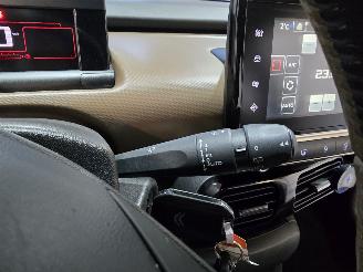 Citroën C4 cactus 1.2 PureTech Shine picture 26