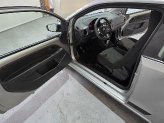 Volkswagen Up! 1.0 BMT take up! picture 18