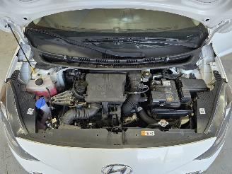 Hyundai I-10 1.0 Comfort picture 12