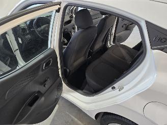 Hyundai I-10 1.0 Comfort picture 16