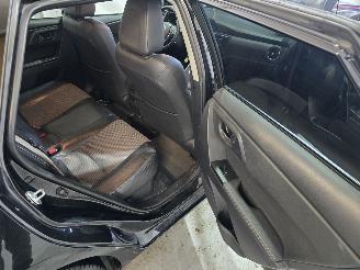 Toyota Auris 1.8 Hybr. Executive picture 16