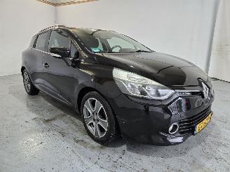 skadebil auto Renault Clio 1.5 dCi NightenDay 2015/8