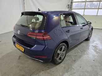Volkswagen e-Golf e-Golf picture 7